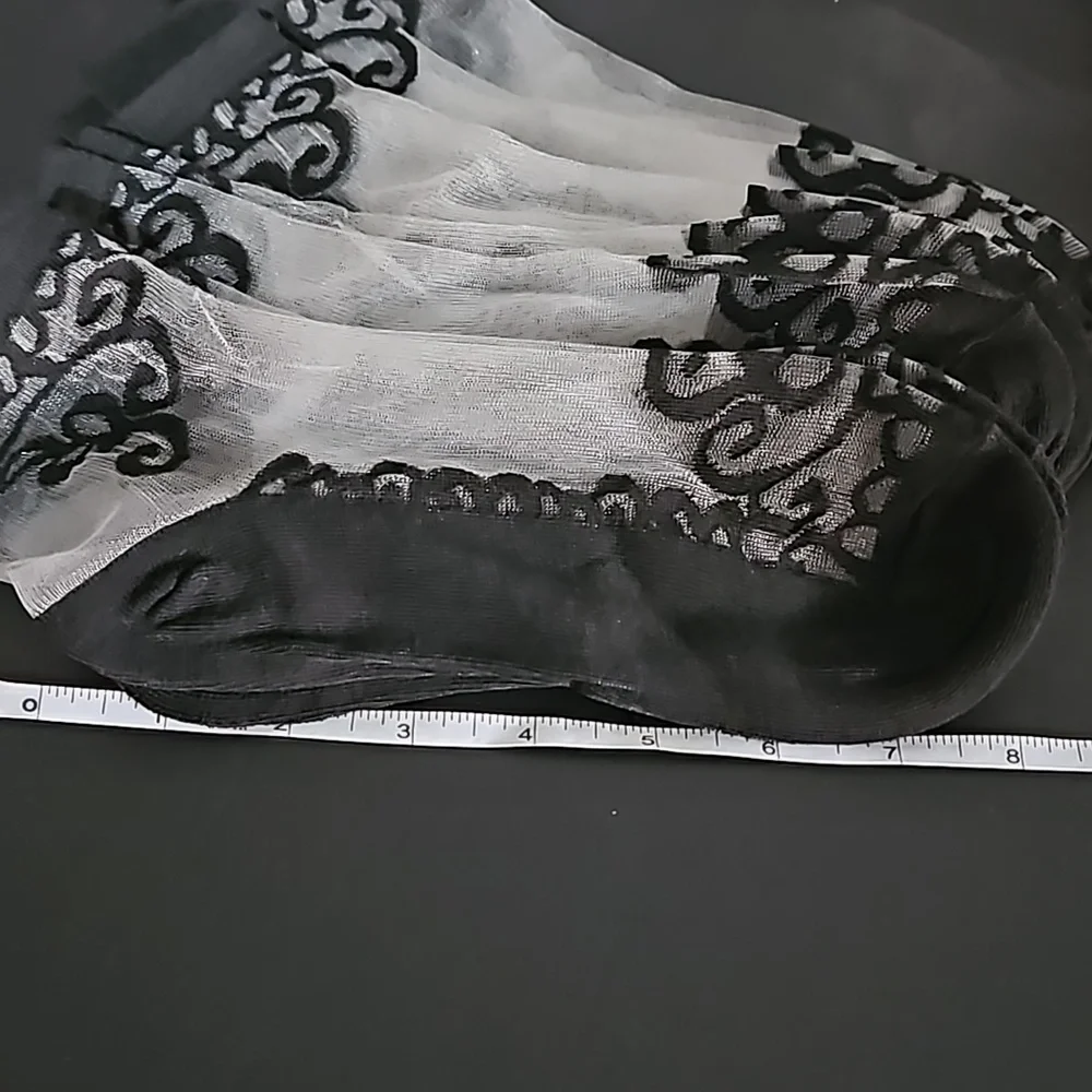 Trendy Black & White "Glass" Socks w Lace Detailing.New in pkg. Bundle of 4 - Picture 4 of 6